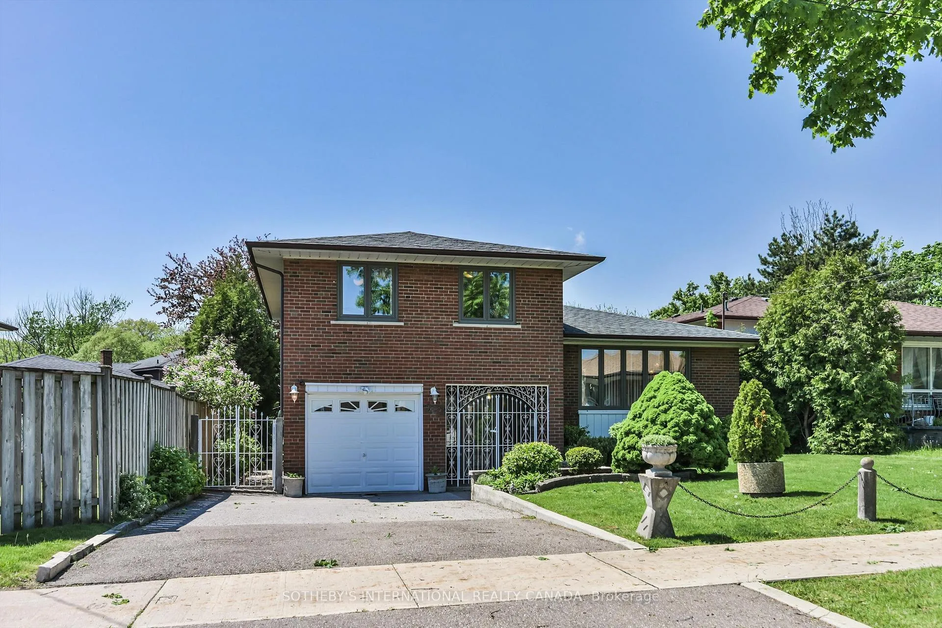 Front of 283 Derrydown Road
