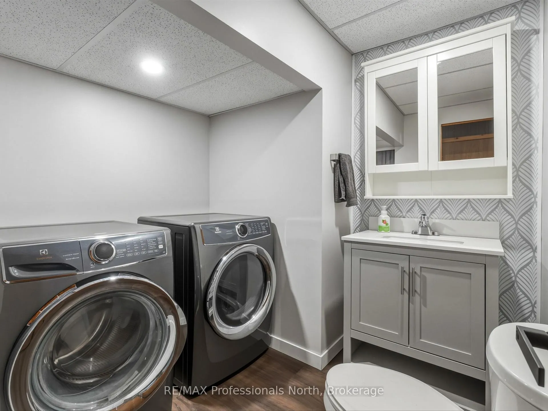 Photo 19 of 240 Oriole Crescent, Gravenhurst, Muskoka (S) — HOMEH
