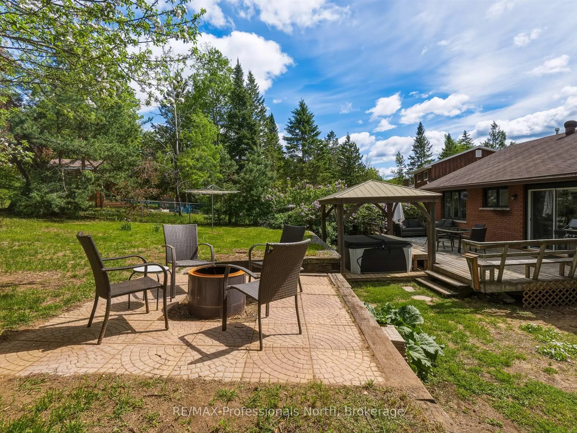 Photo 22 of 240 Oriole Crescent, Gravenhurst, Muskoka (S) — HOMEH