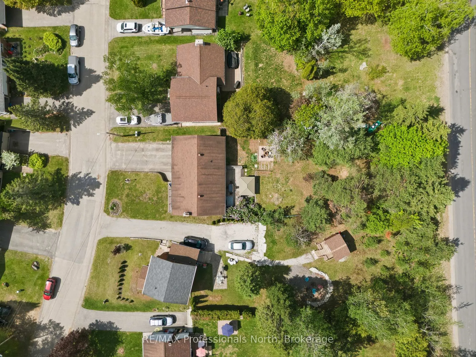 Photo 24 of 240 Oriole Crescent, Gravenhurst, Muskoka (S) — HOMEH