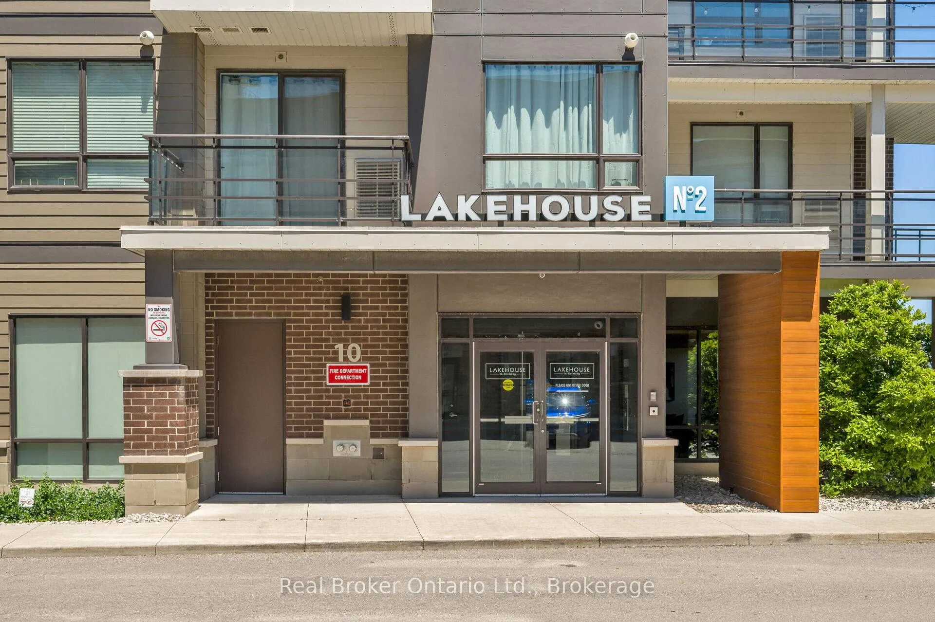 Photo 2 of Unit 310, 10 Esplanade Lane, Grimsby, Grimsby Beach — HOMEH