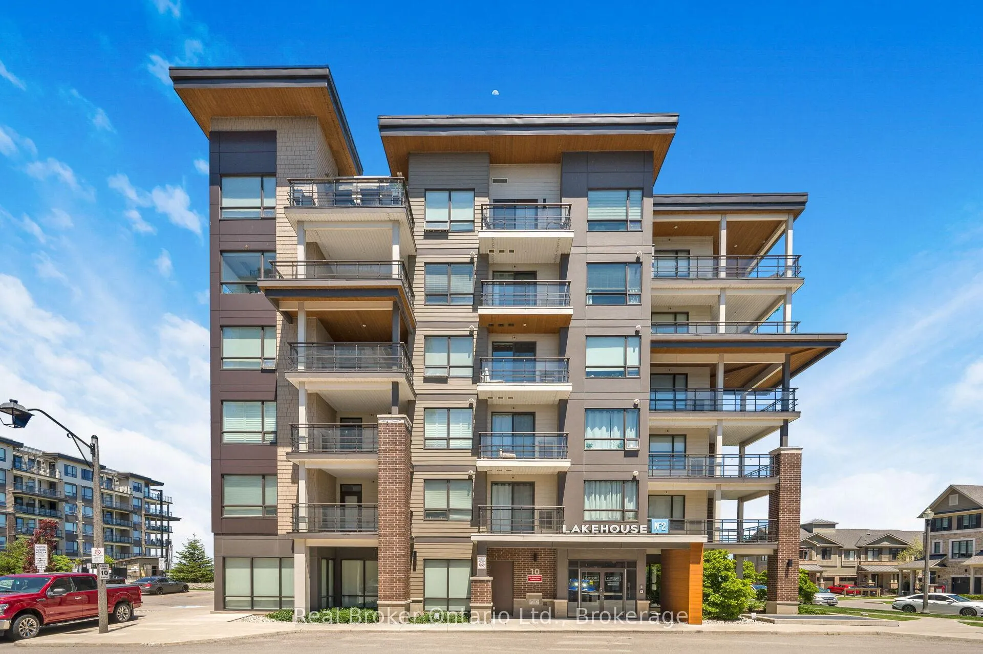 Photo 3 of Unit 310, 10 Esplanade Lane, Grimsby, Grimsby Beach — HOMEH