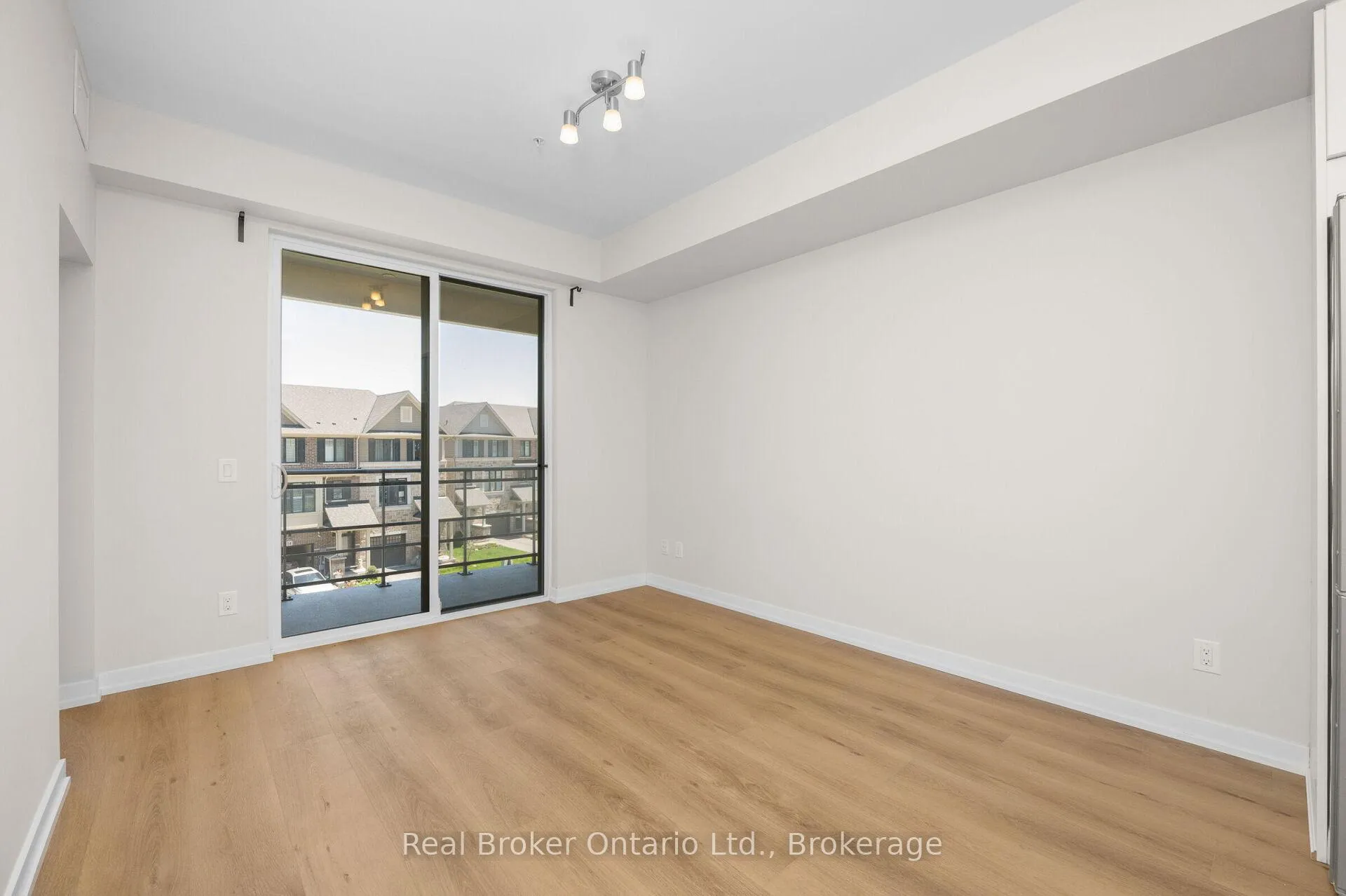Photo 18 of Unit 310, 10 Esplanade Lane, Grimsby, Grimsby Beach — HOMEH