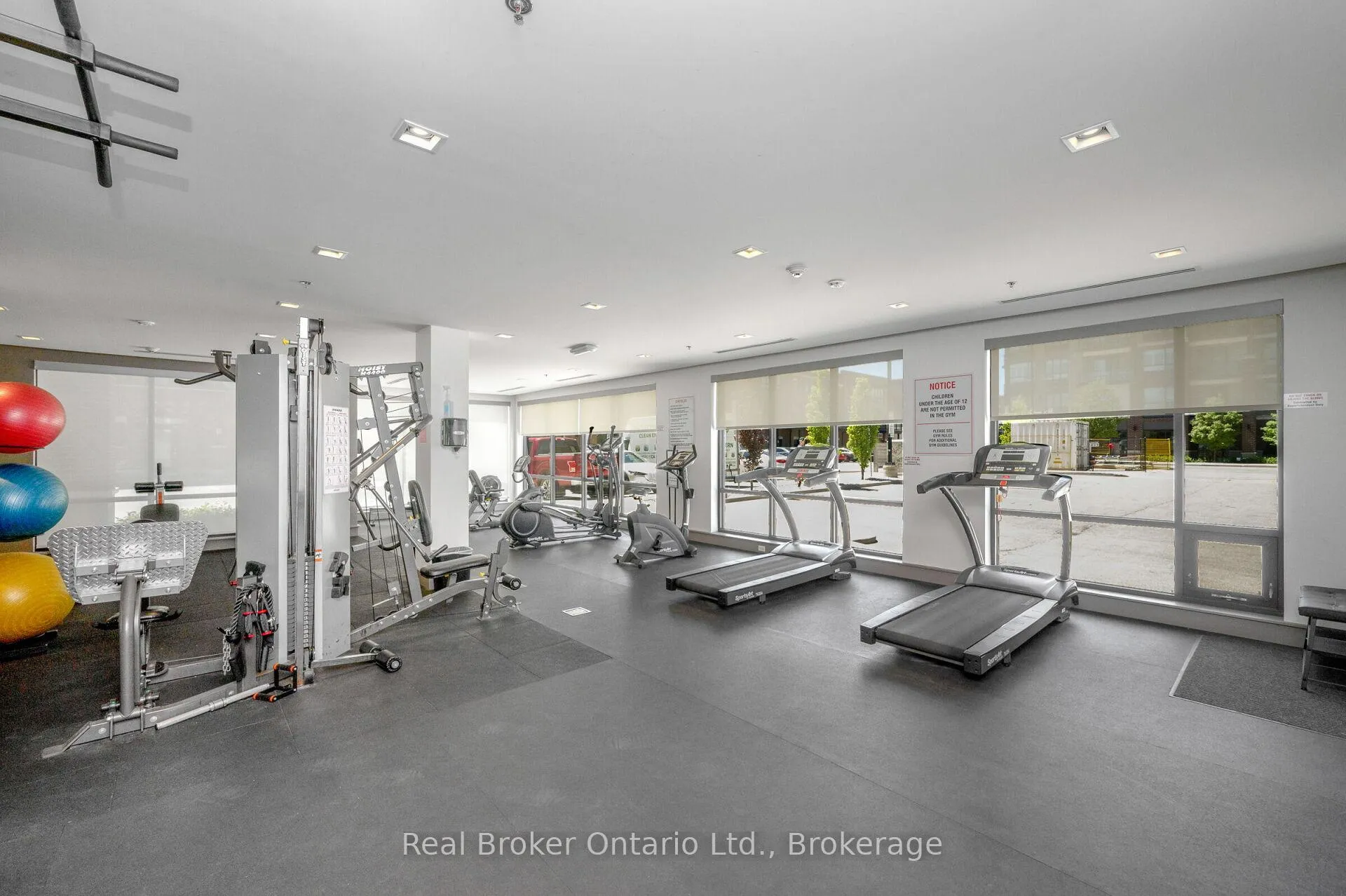 Photo 26 of Unit 310, 10 Esplanade Lane, Grimsby, Grimsby Beach — HOMEH