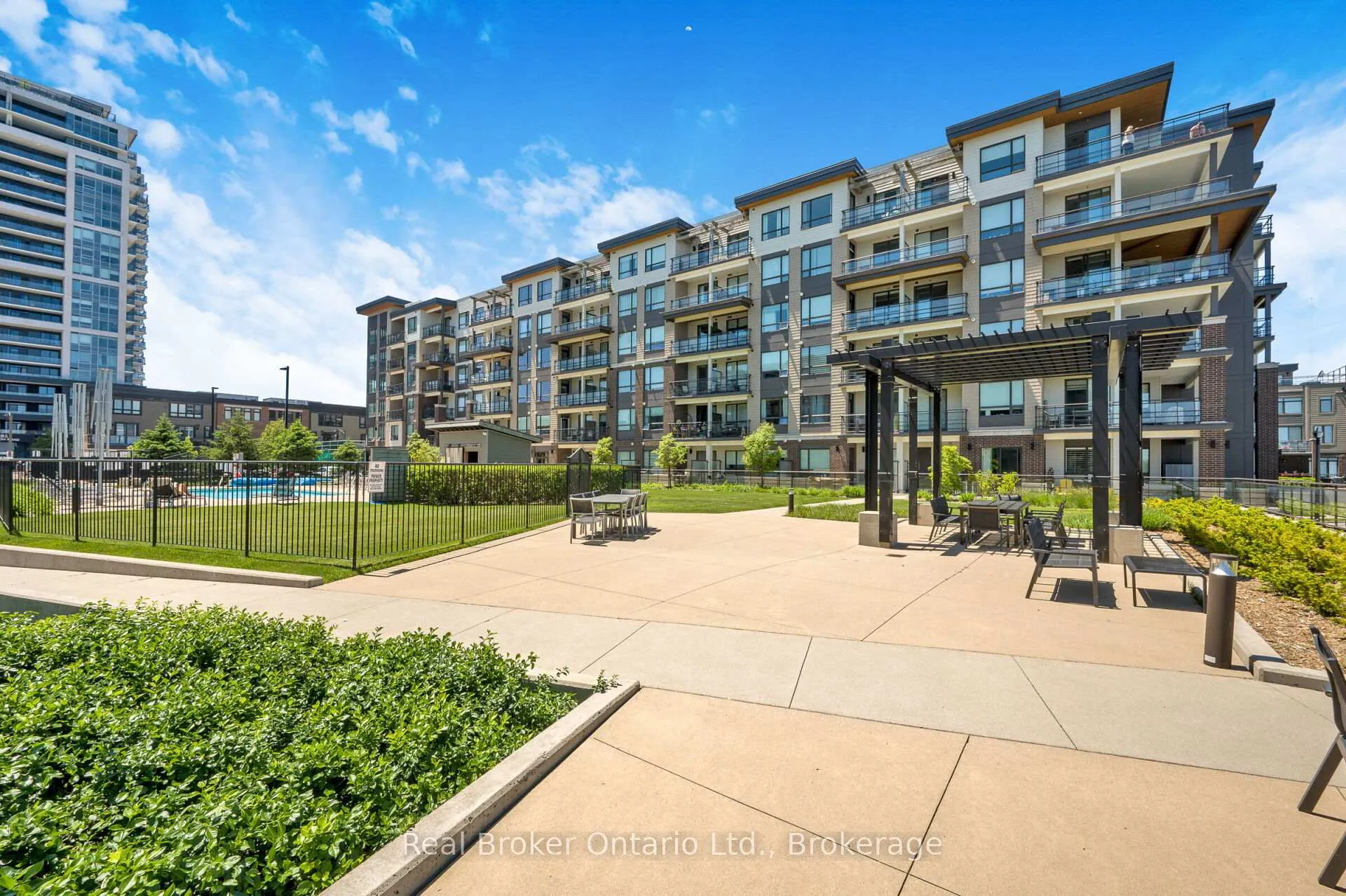 Photo 36 of Unit 310, 10 Esplanade Lane, Grimsby, Grimsby Beach — HOMEH
