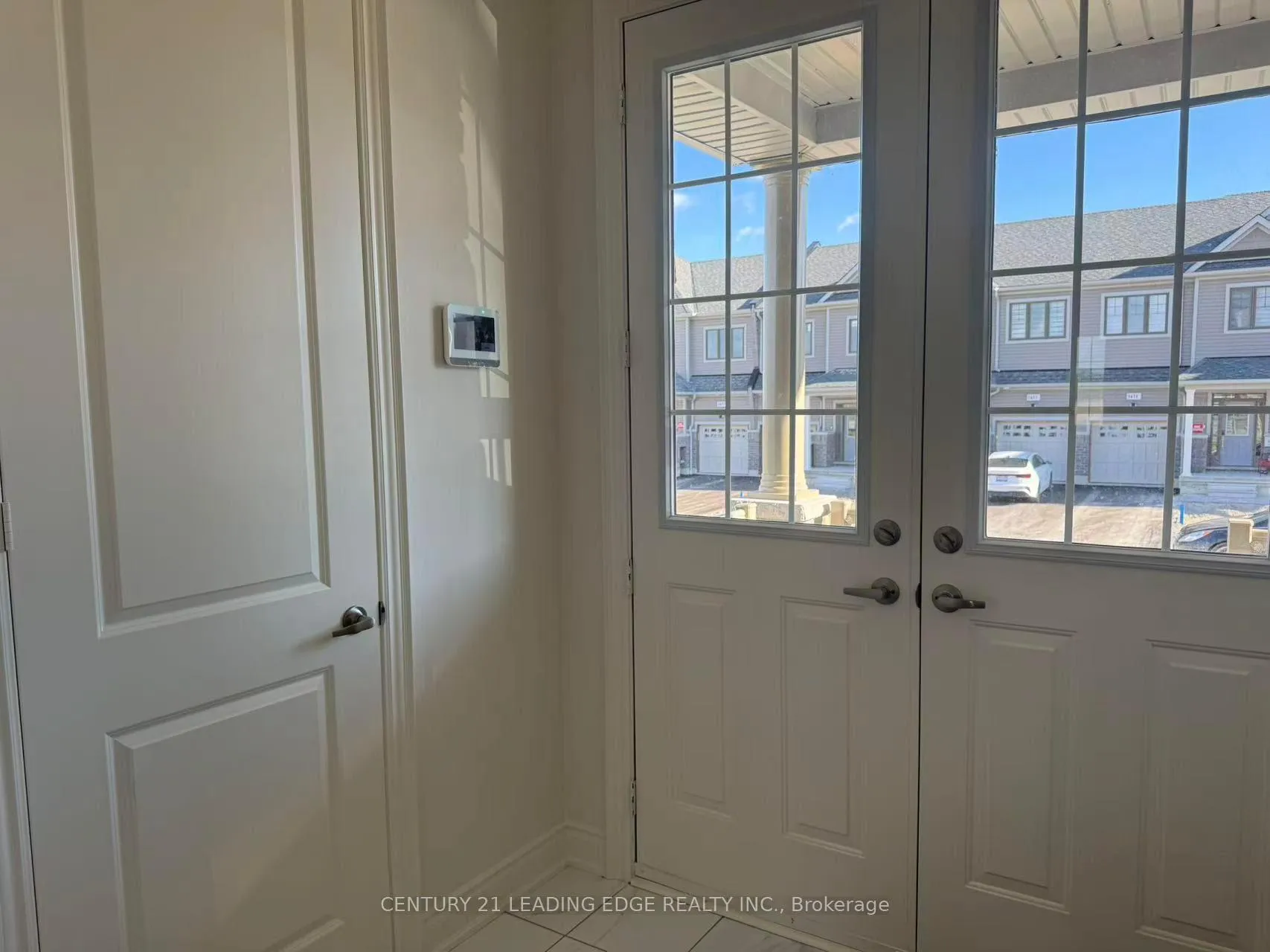 Photo 3 of 1466 Wheatcroft Drive, Oshawa, Kedron — HOMEH