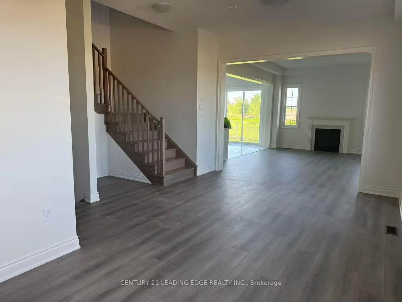 Photo 5 of 1466 Wheatcroft Drive, Oshawa, Kedron — HOMEH