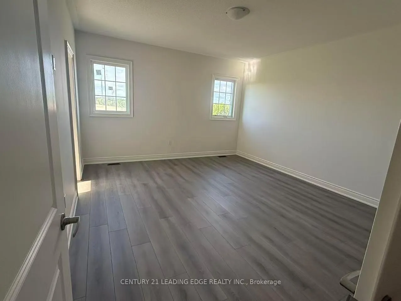 Photo 9 of 1466 Wheatcroft Drive, Oshawa, Kedron — HOMEH