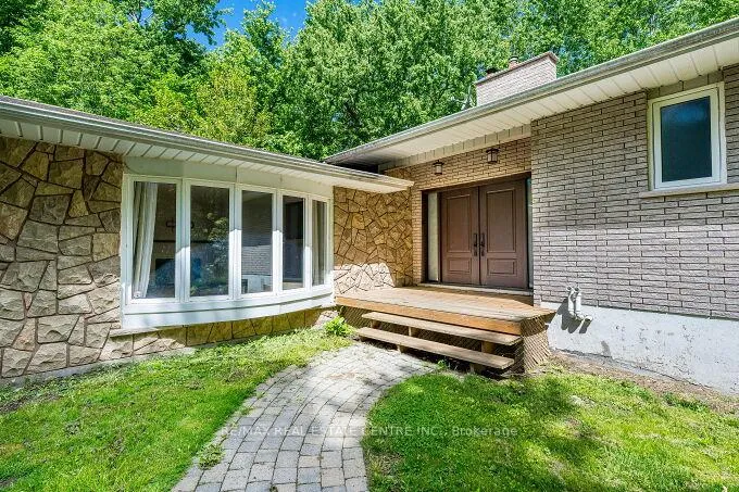 Photo 4 of 563 6th Con Rd West, Hamilton, Rural Flamborough — HOMEH