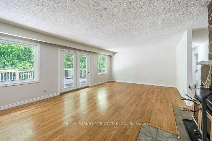 Photo 6 of 563 6th Con Rd West, Hamilton, Rural Flamborough — HOMEH