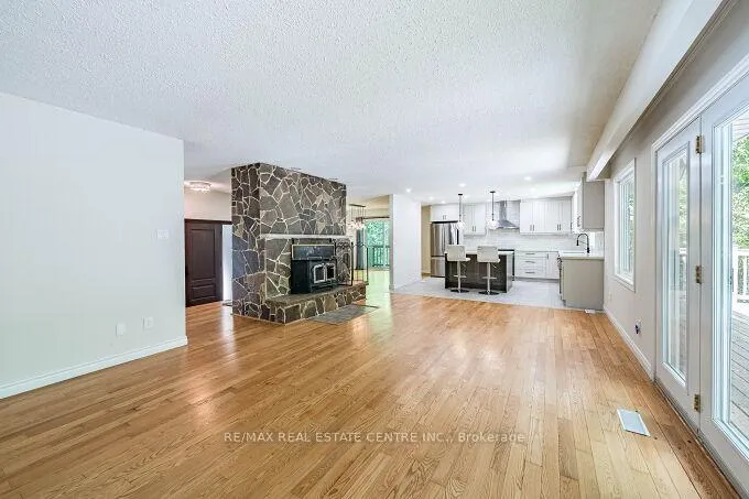 Photo 7 of 563 6th Con Rd West, Hamilton, Rural Flamborough — HOMEH