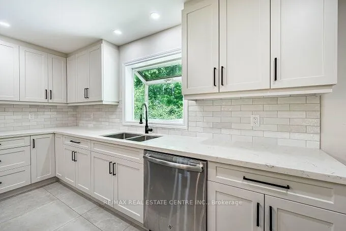 Photo 12 of 563 6th Con Rd West, Hamilton, Rural Flamborough — HOMEH