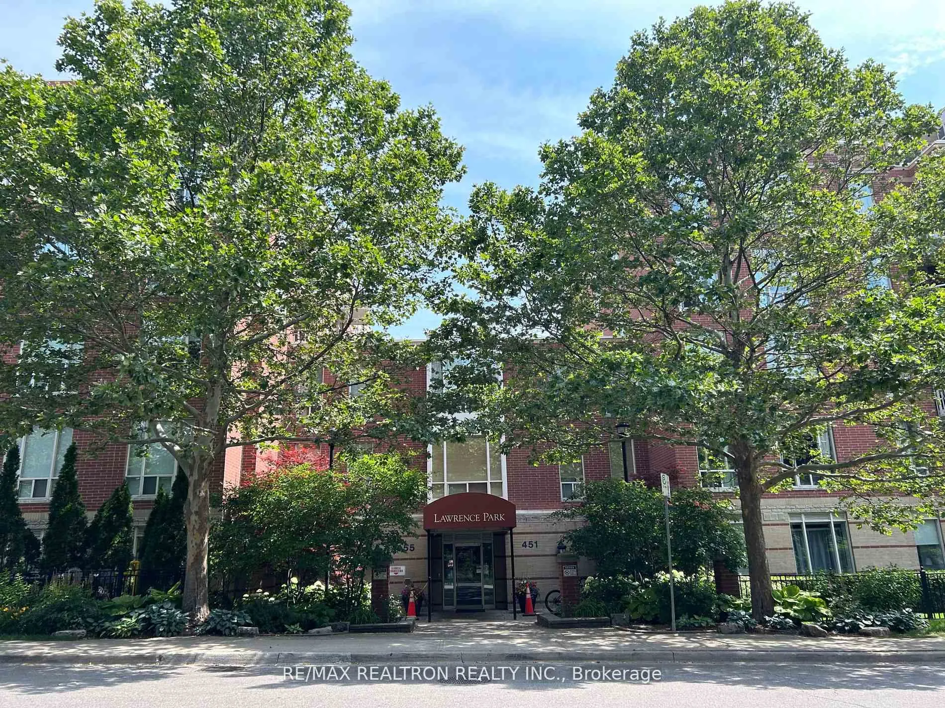 Photo 1 of Unit 607, 451 Rosewell Avenue, Toronto, Lawrence Park South — HOMEH
