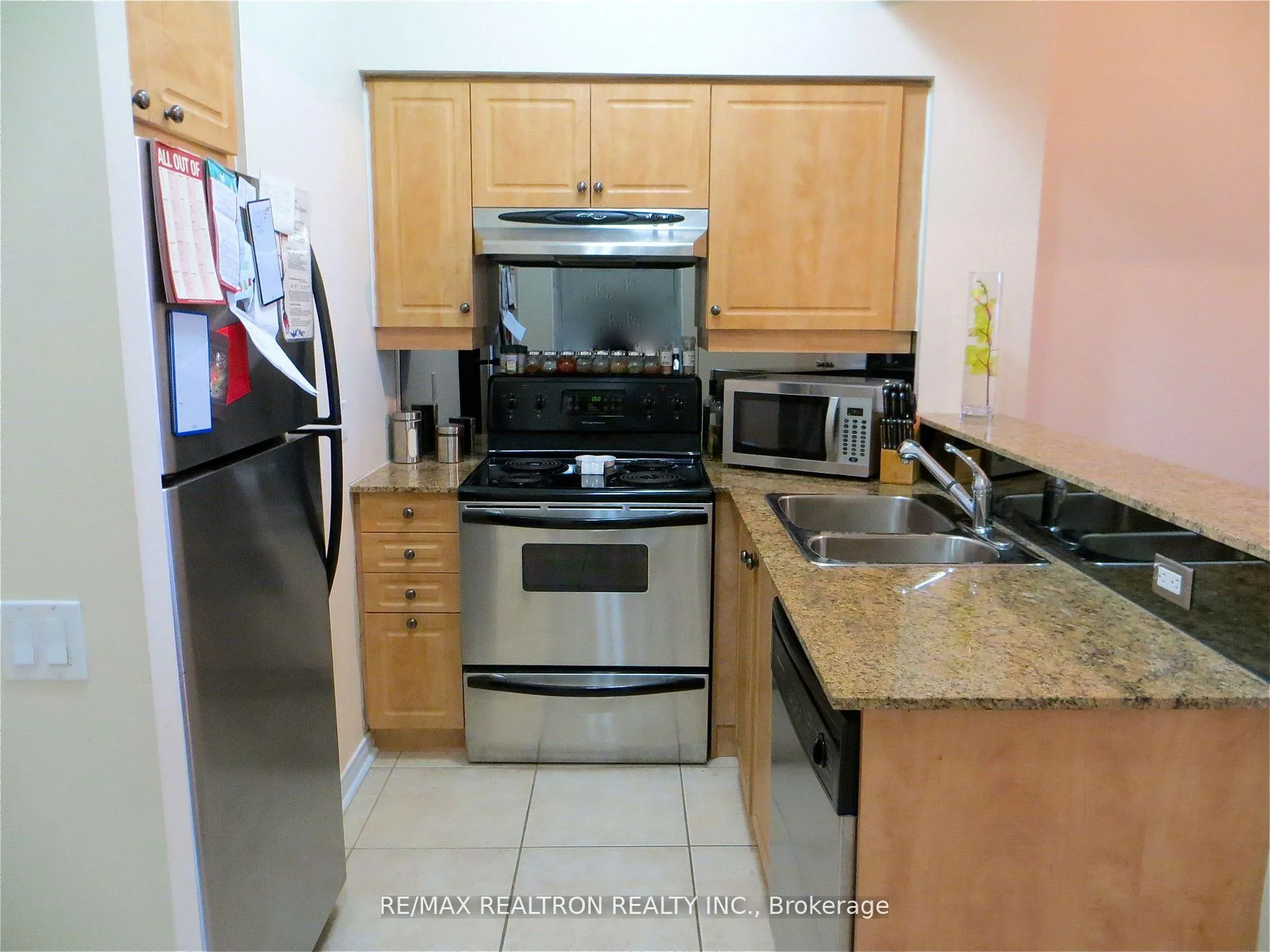 Photo 6 of Unit 607, 451 Rosewell Avenue, Toronto, Lawrence Park South — HOMEH