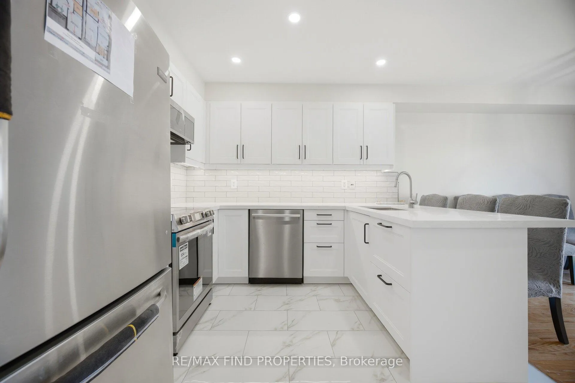 Photo 9 of 75 Harris Boulevard, Milton, Dempsey — HOMEH
