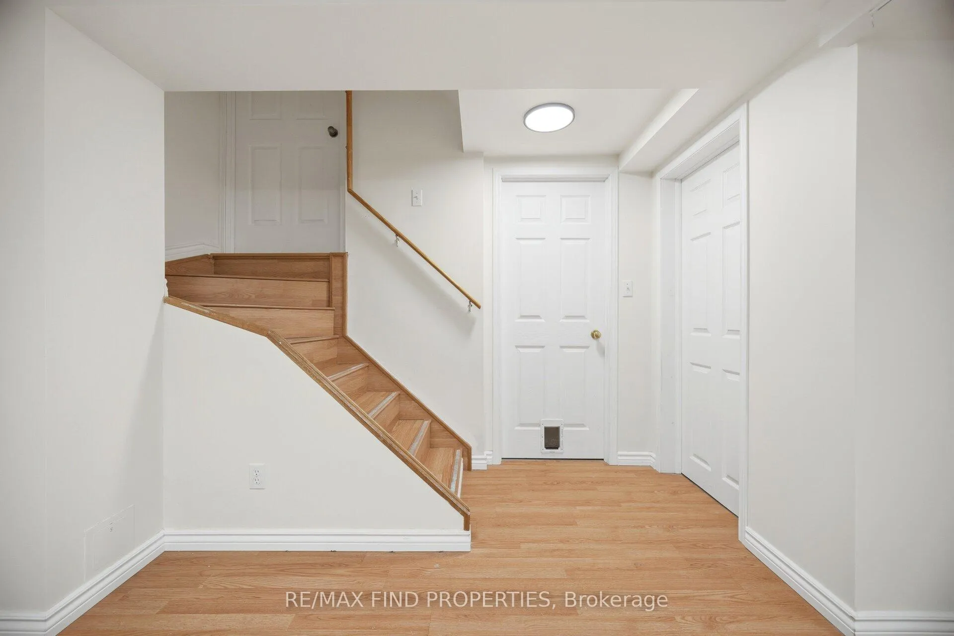 Photo 36 of 75 Harris Boulevard, Milton, Dempsey — HOMEH