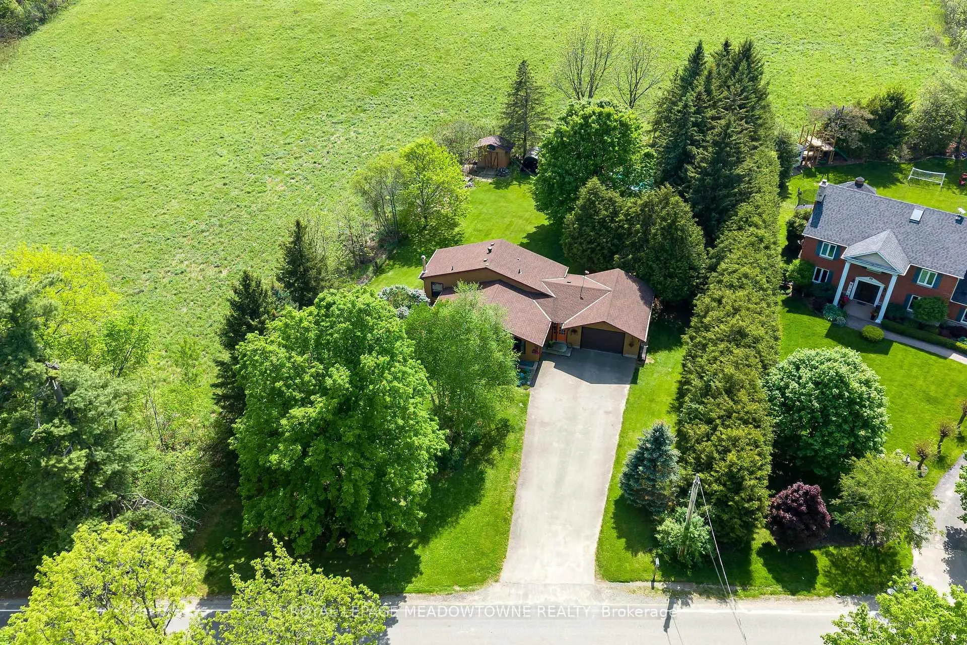 Photo 4 of 12072 Sixth Line, Halton Hills, Rural Halton Hills — HOMEH