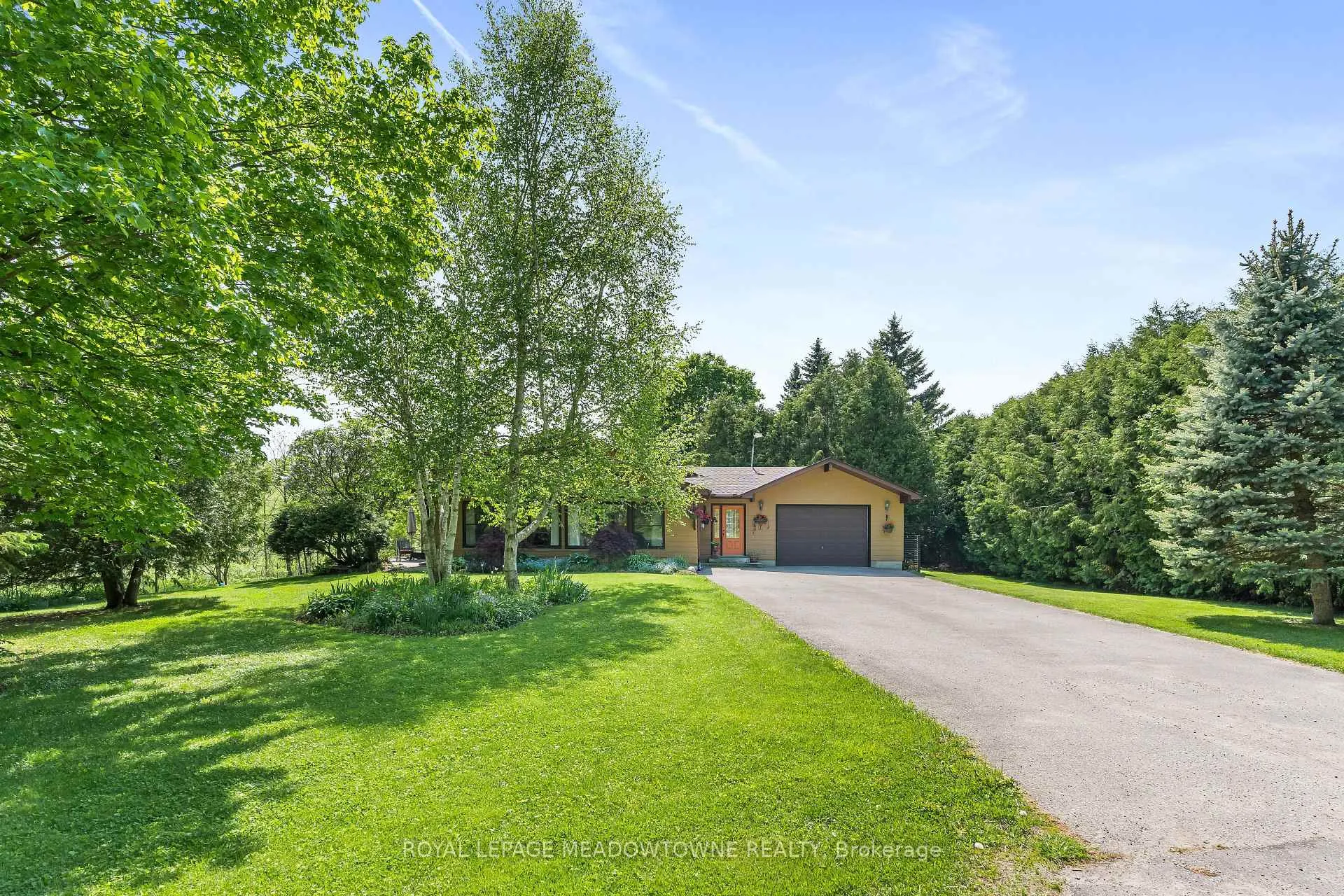 Photo 5 of 12072 Sixth Line, Halton Hills, Rural Halton Hills — HOMEH
