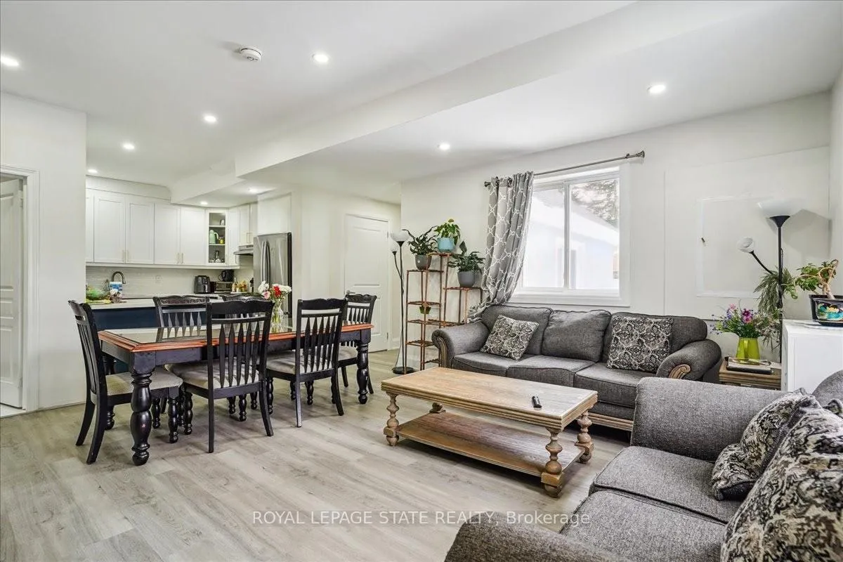 Photo 4 of 251R King Street E, Hamilton, Stoney Creek — HOMEH