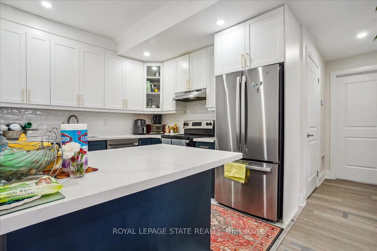 Photo 7 of 251R King Street E, Hamilton, Stoney Creek — HOMEH