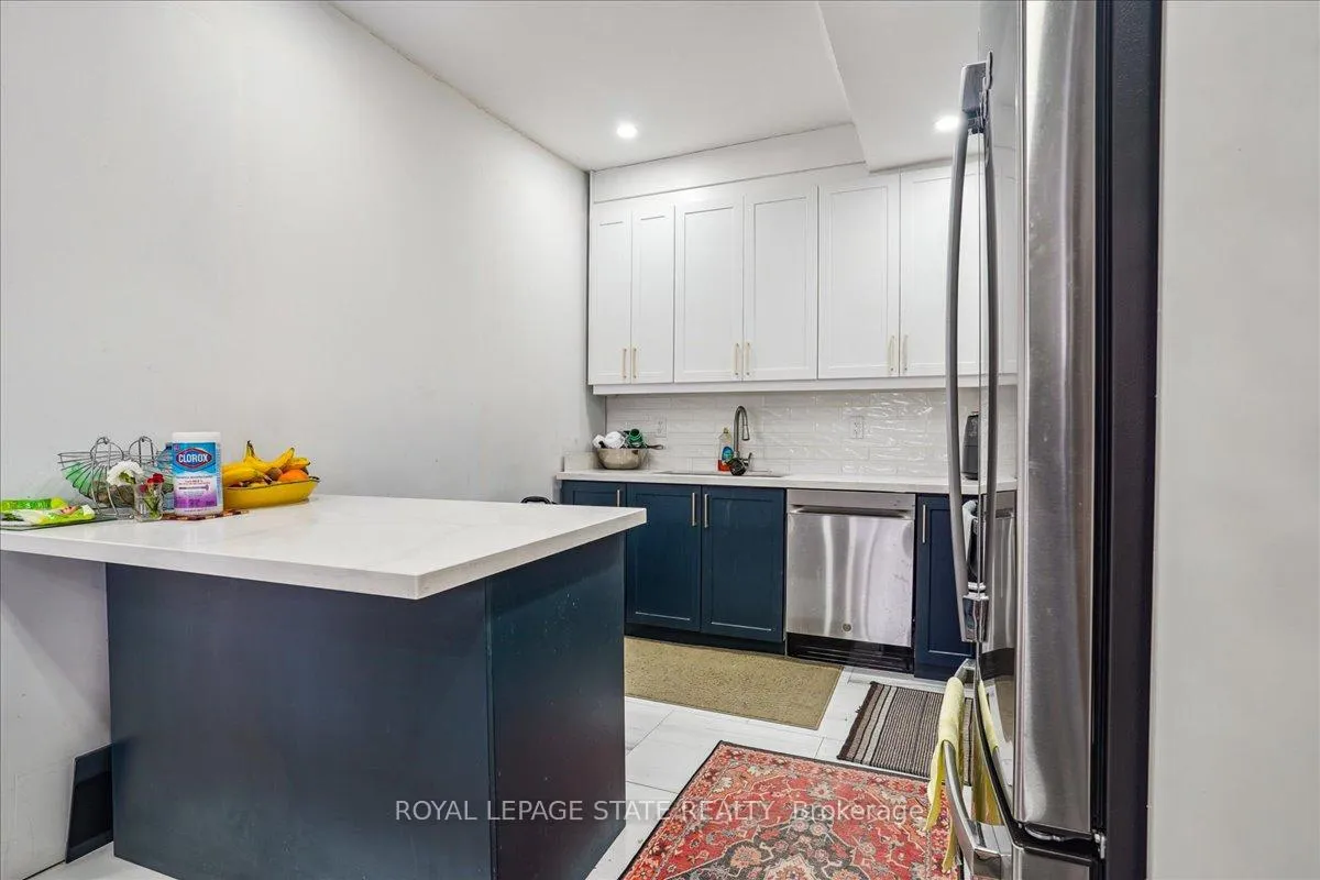 Photo 8 of 251R King Street E, Hamilton, Stoney Creek — HOMEH