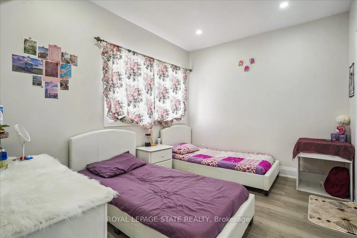 Photo 9 of 251R King Street E, Hamilton, Stoney Creek — HOMEH
