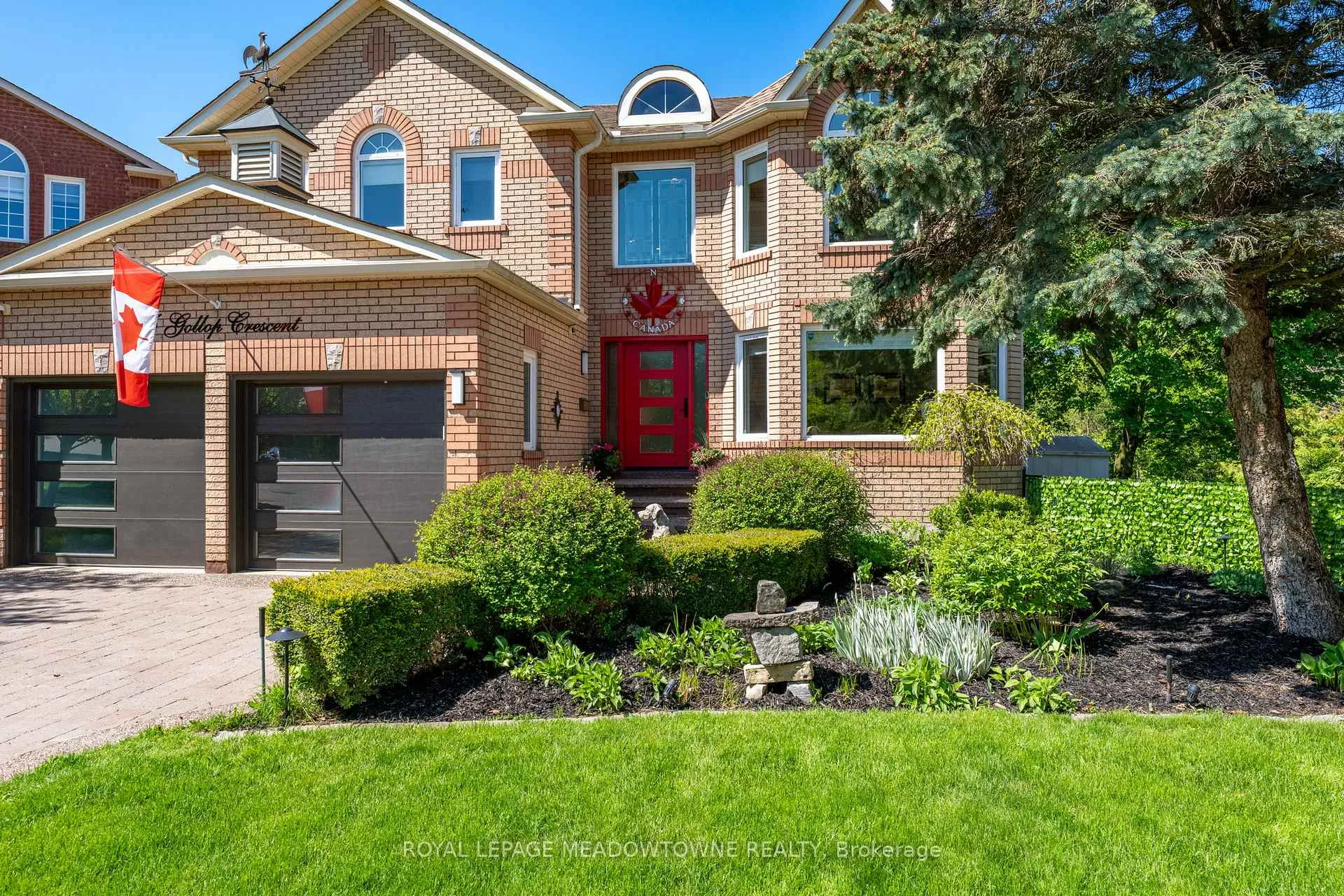 Photo 4 of 25 Gollop Crescent, Halton Hills, Georgetown — HOMEH