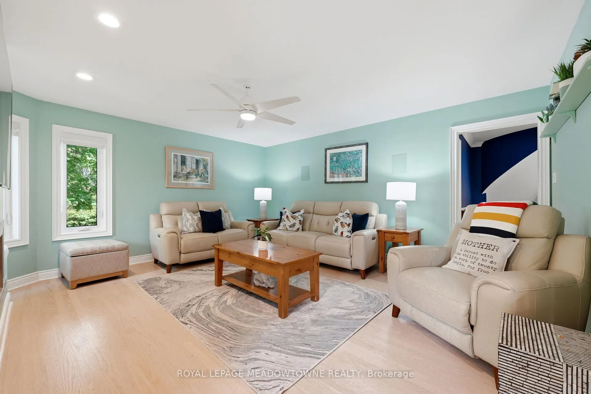 Photo 13 of 25 Gollop Crescent, Halton Hills, Georgetown — HOMEH