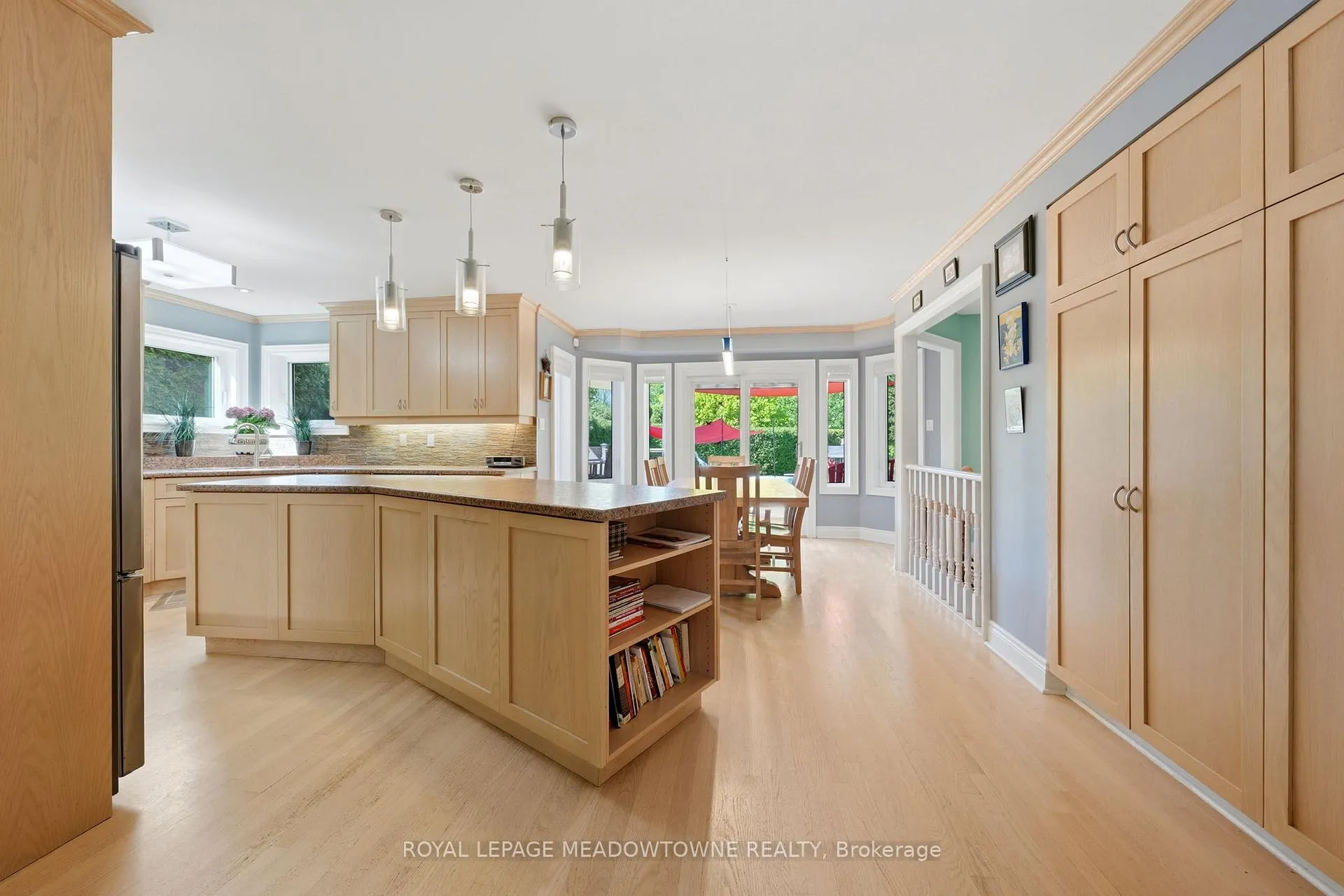 Photo 17 of 25 Gollop Crescent, Halton Hills, Georgetown — HOMEH