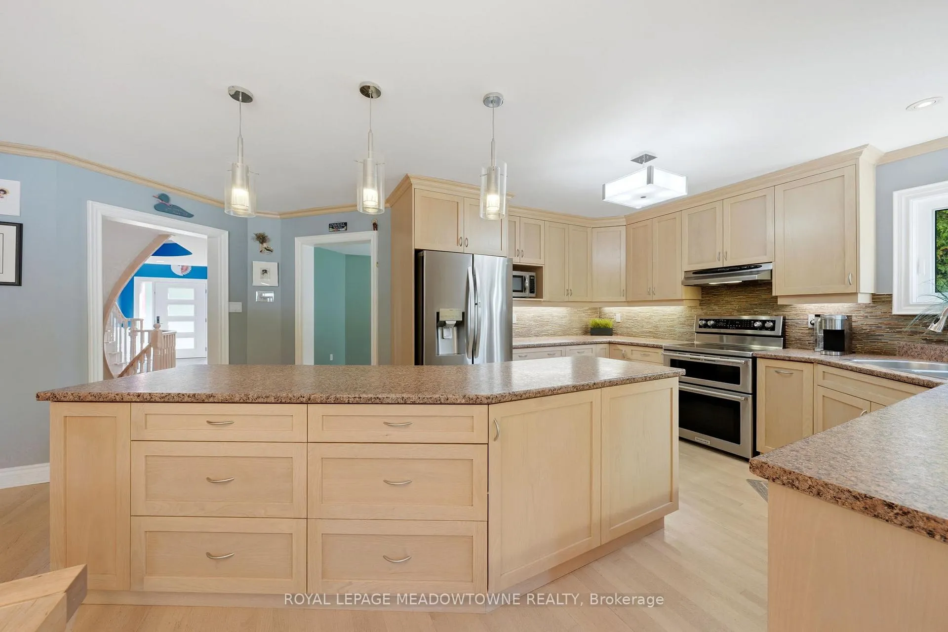 Photo 19 of 25 Gollop Crescent, Halton Hills, Georgetown — HOMEH