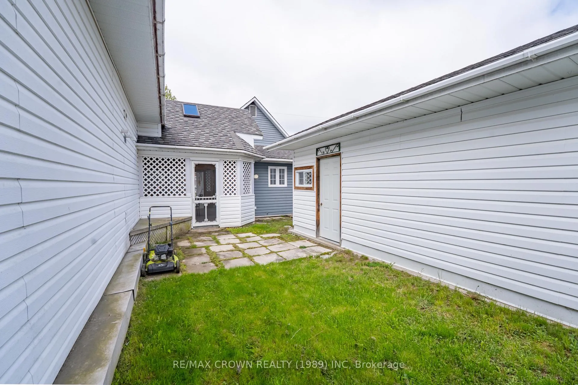 Photo 30 of 274 Belanger Street, West Nipissing, Sturgeon Falls — HOMEH