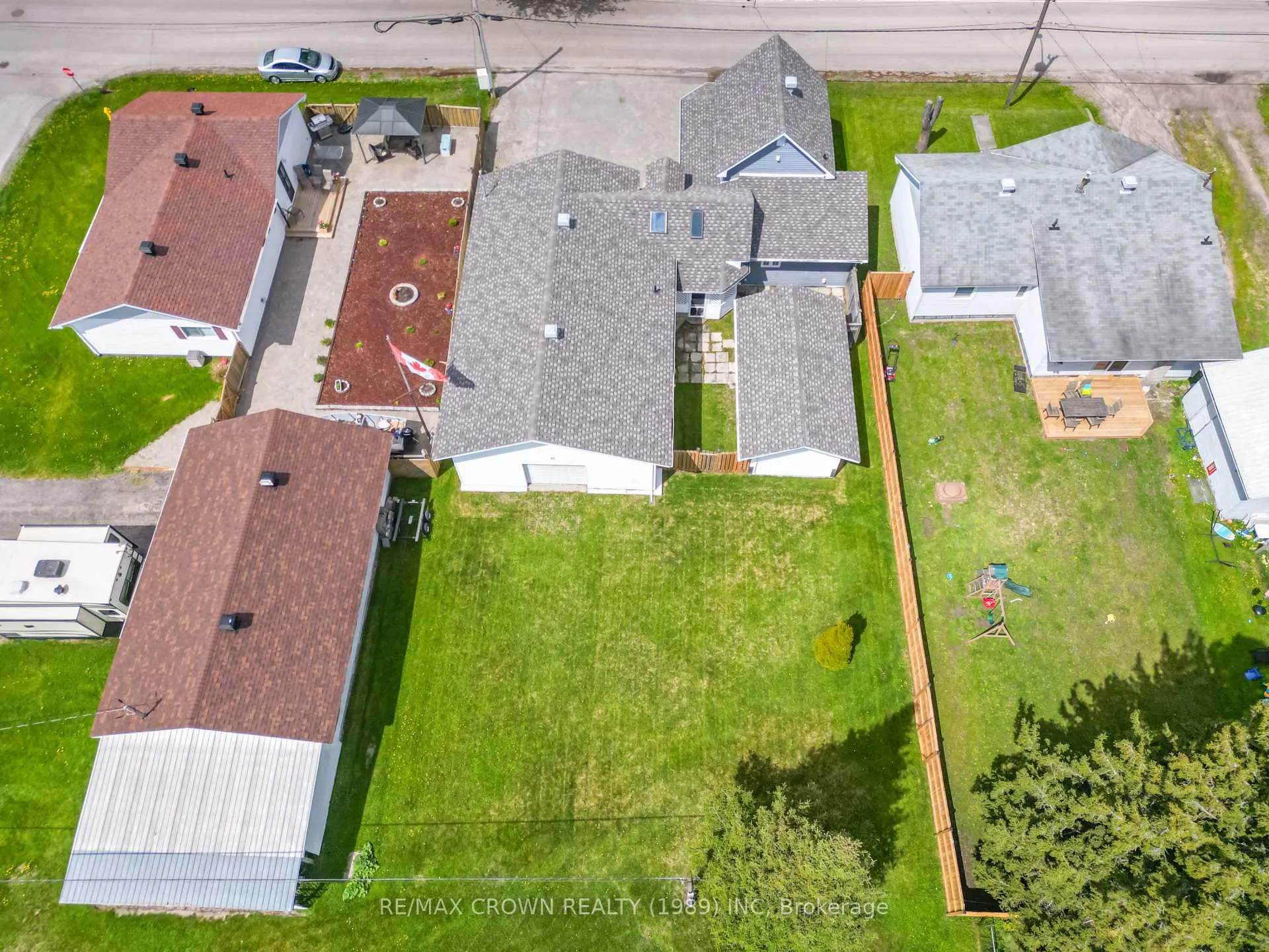Photo 36 of 274 Belanger Street, West Nipissing, Sturgeon Falls — HOMEH