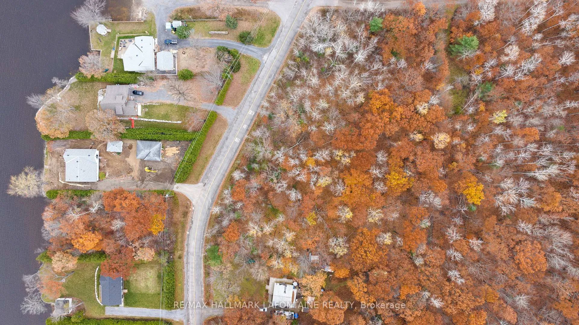 Photo 2 of 881 Bayview Drive, Ottawa, Constance Bay — HOMEH