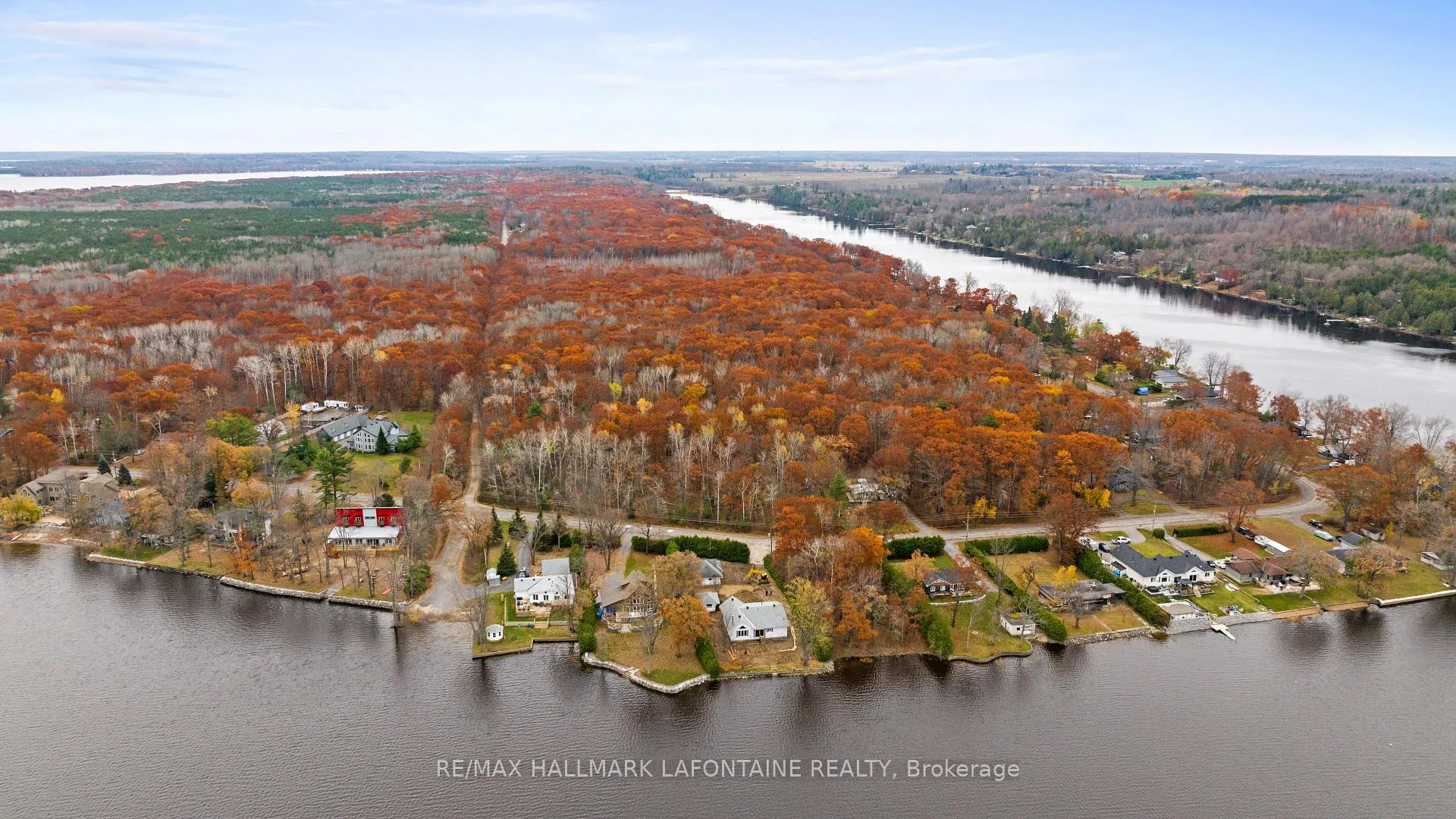 Photo 4 of 881 Bayview Drive, Ottawa, Constance Bay — HOMEH