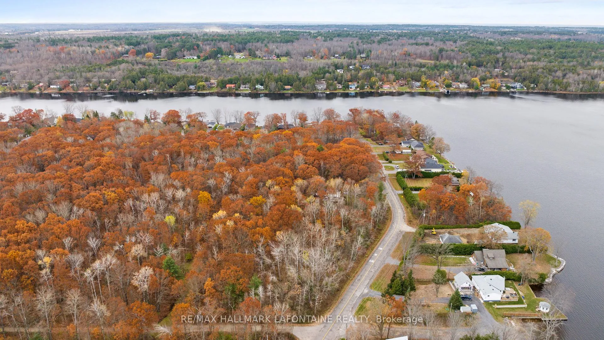 Photo 11 of 881 Bayview Drive, Ottawa, Constance Bay — HOMEH