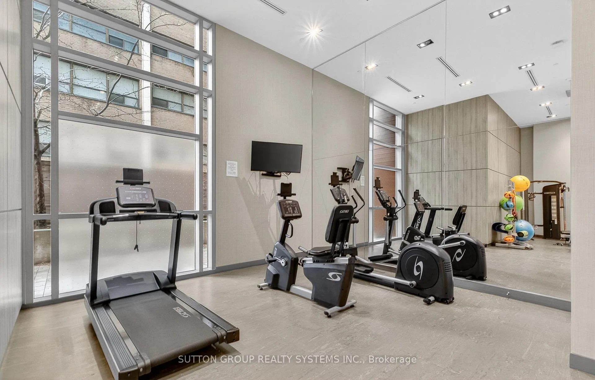 Photo 33 of Unit 212, 223 St Clair Avenue W, Toronto, Casa Loma — HOMEH