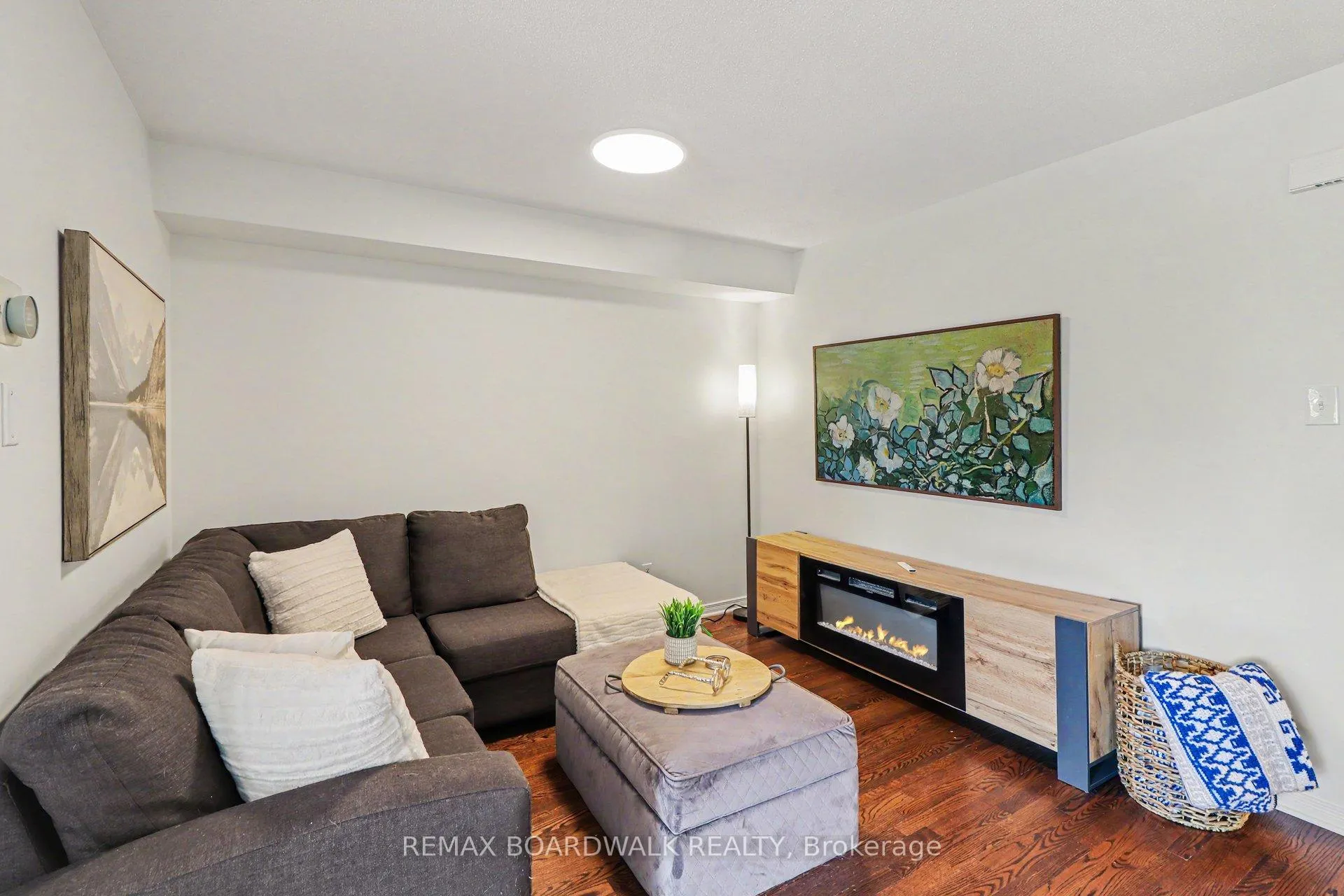 Photo 7 of 350 Rolling Meadow Crescent, Ottawa, Mer Bleue/Bradley Estates/Anderson Park — HOMEH