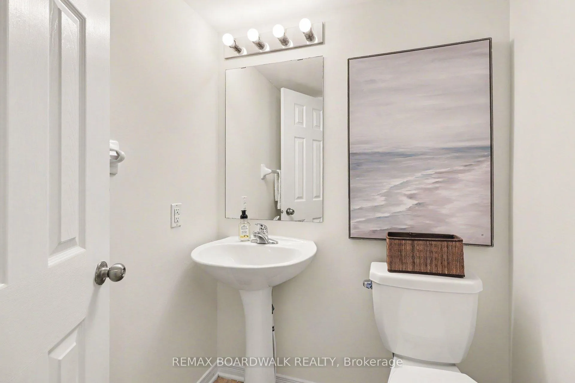 Photo 15 of 350 Rolling Meadow Crescent, Ottawa, Mer Bleue/Bradley Estates/Anderson Park — HOMEH