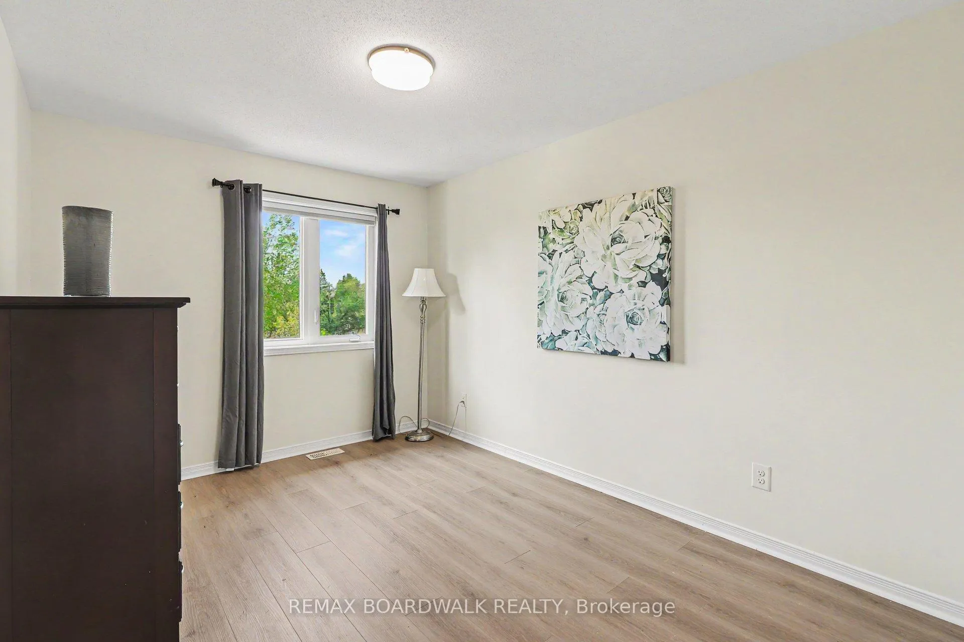 Photo 23 of 350 Rolling Meadow Crescent, Ottawa, Mer Bleue/Bradley Estates/Anderson Park — HOMEH