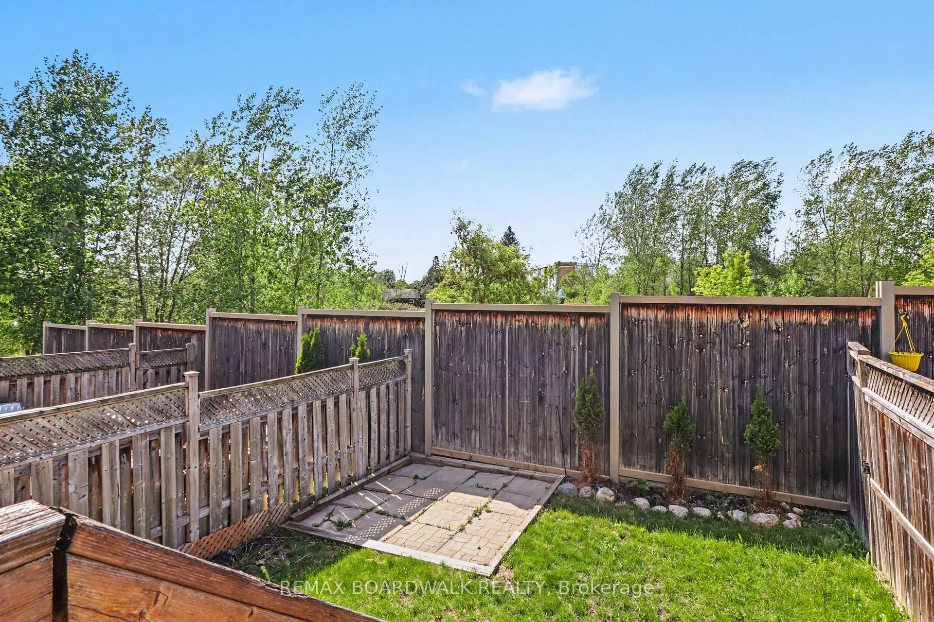 Photo 29 of 350 Rolling Meadow Crescent, Ottawa, Mer Bleue/Bradley Estates/Anderson Park — HOMEH