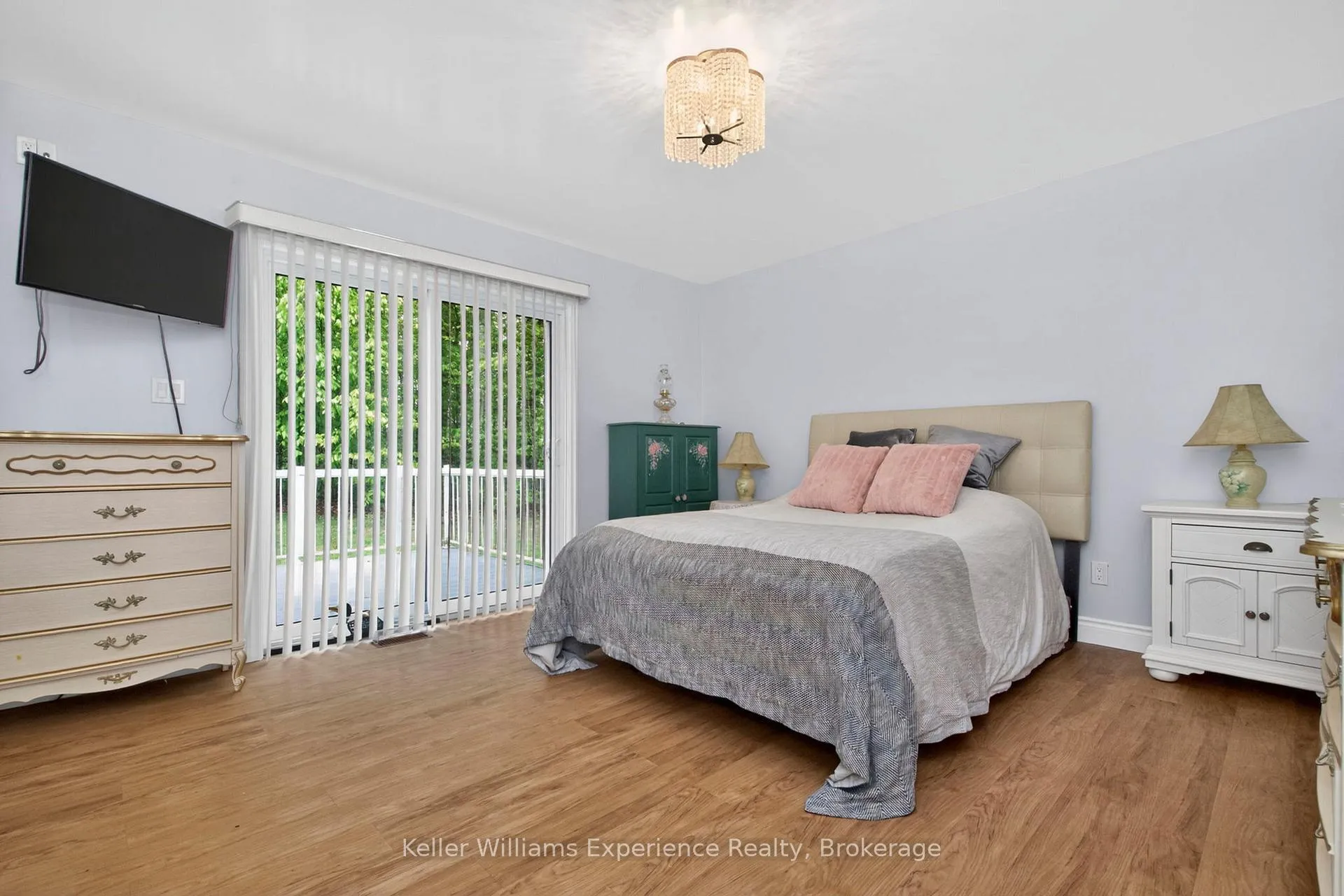 Photo 9 of Unit B, 2174 Ron Jones Road, Tay, Rural Tay — HOMEH
