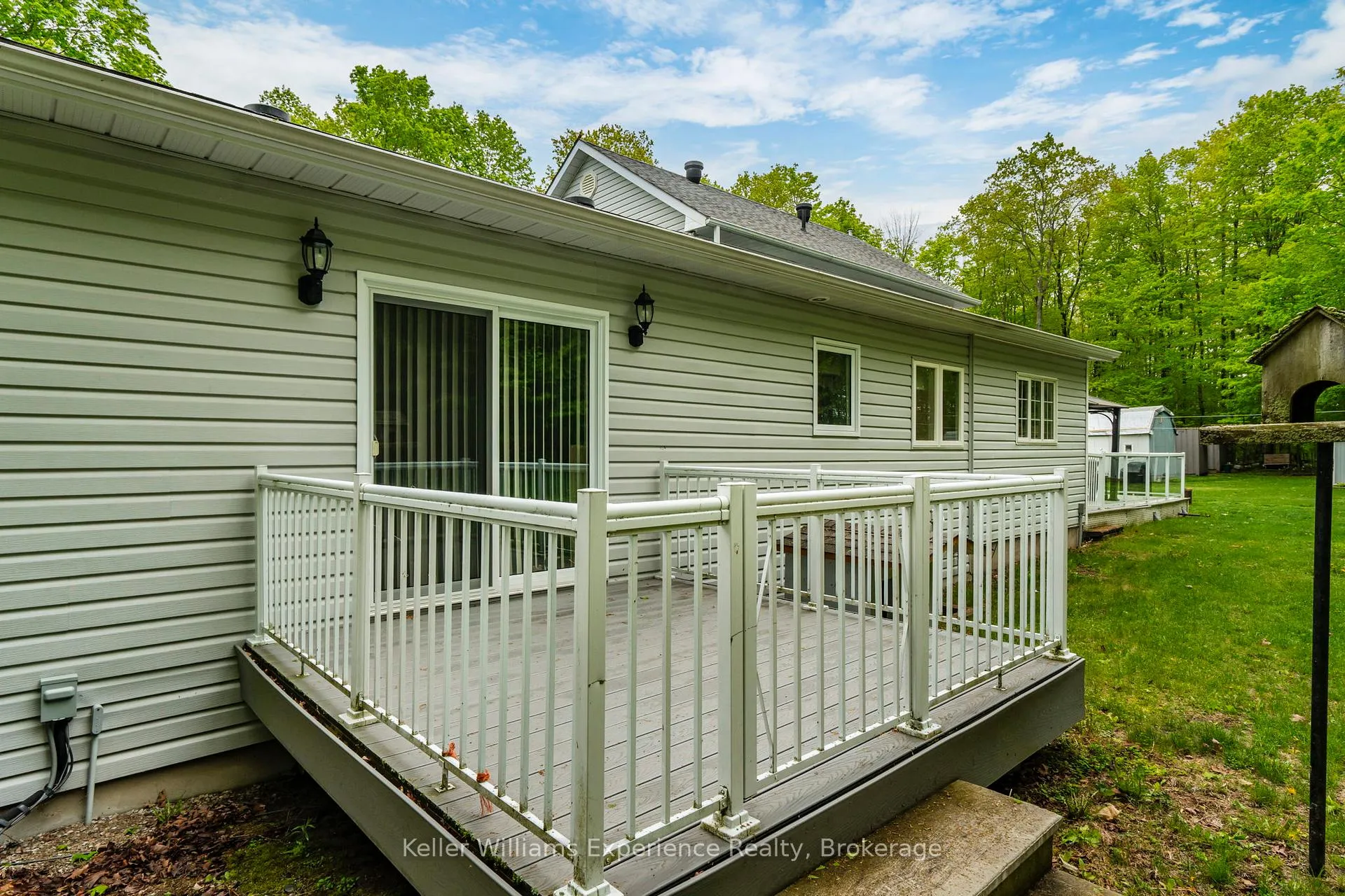 Photo 13 of Unit B, 2174 Ron Jones Road, Tay, Rural Tay — HOMEH