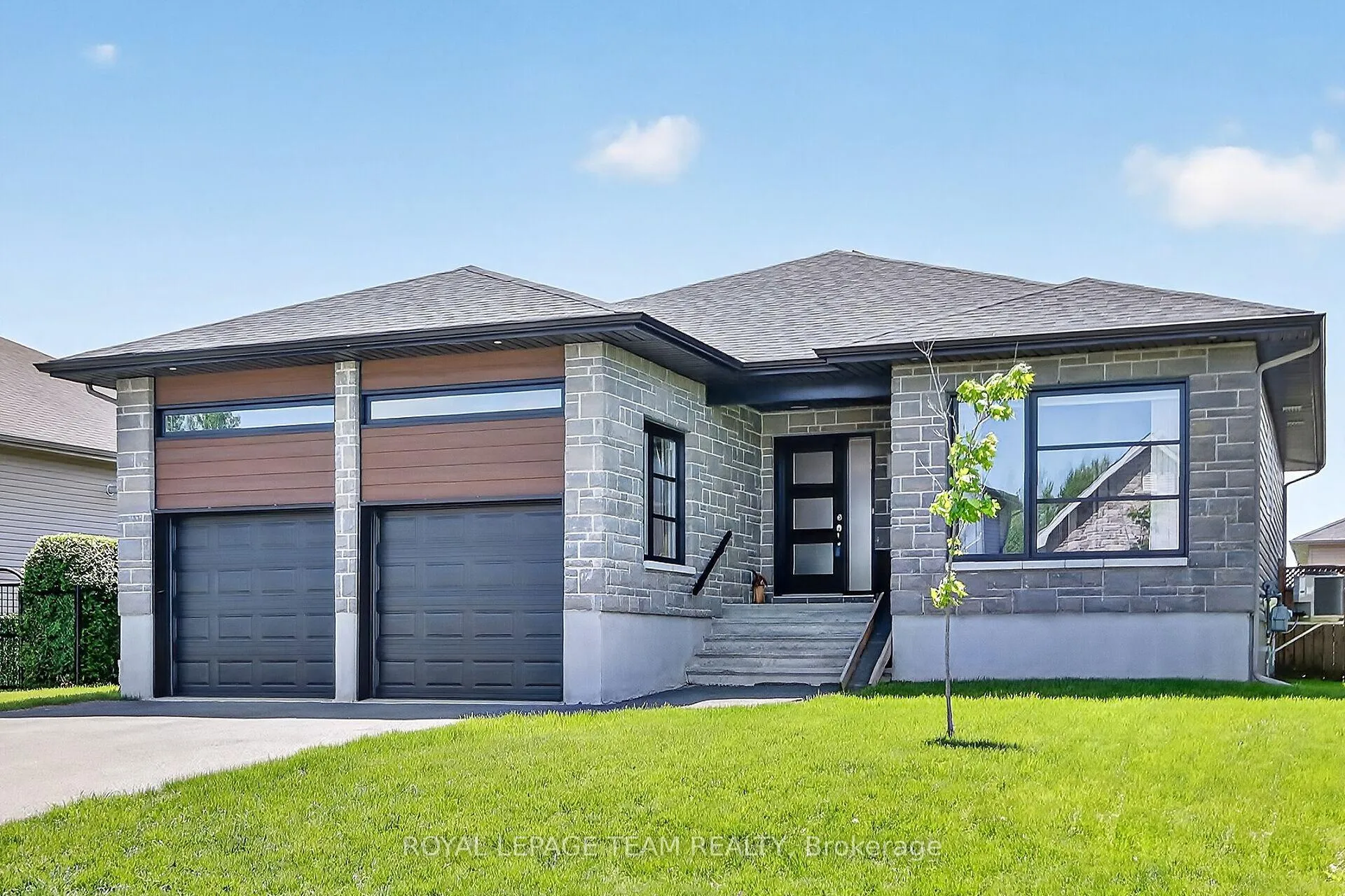 Photo 1 of 69 Mayer Street, The Nation, Limoges — HOMEH