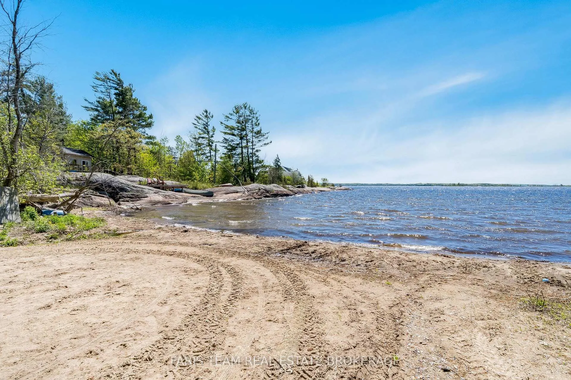 Photo 31 of 62 Forest Harbour Parkway, Tay, Rural Tay — HOMEH