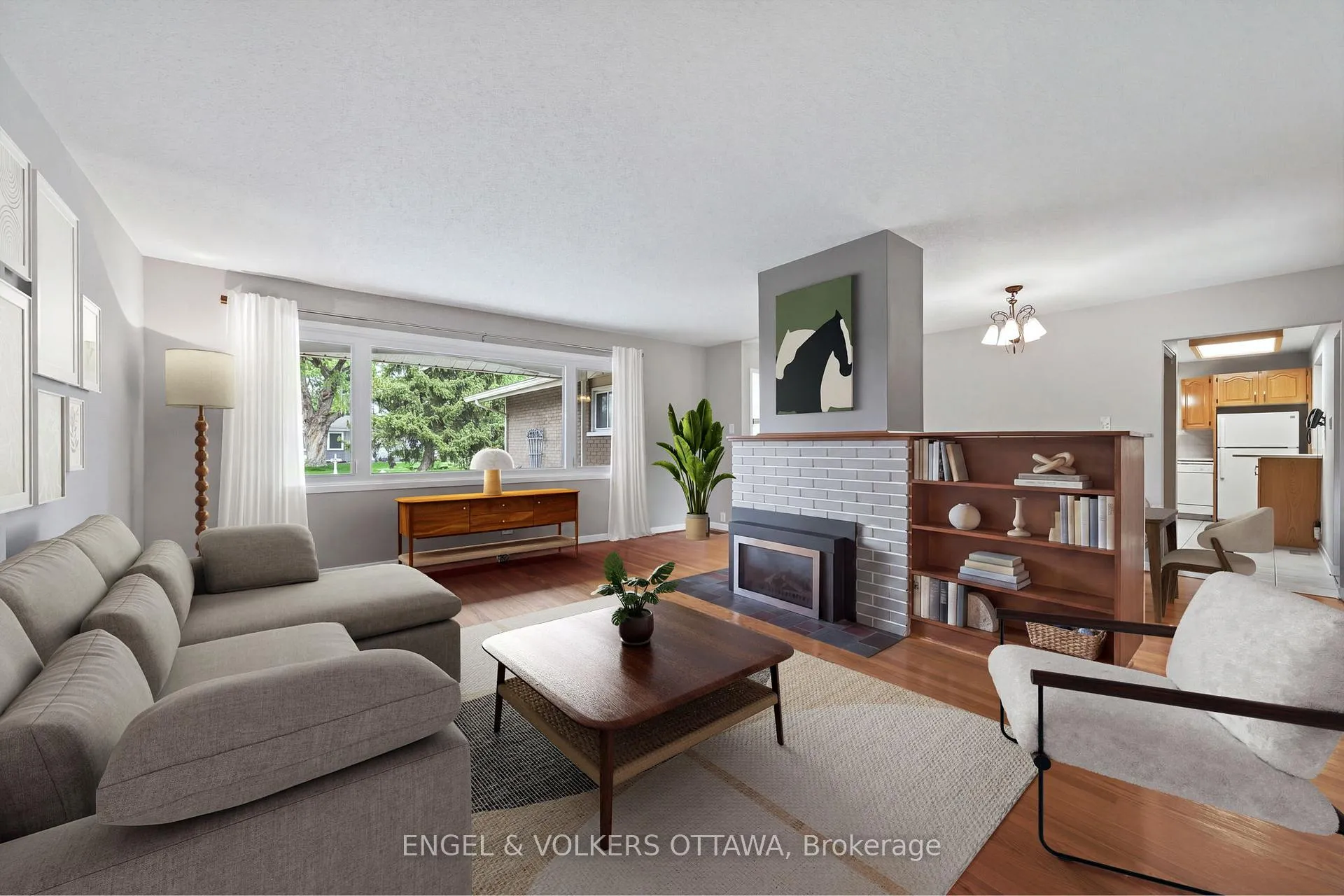 Photo 5 of 62 Wigan Drive, Ottawa, Borden Farm/Stewart Farm/Carleton Heights/Parkwood Hills — HOMEH