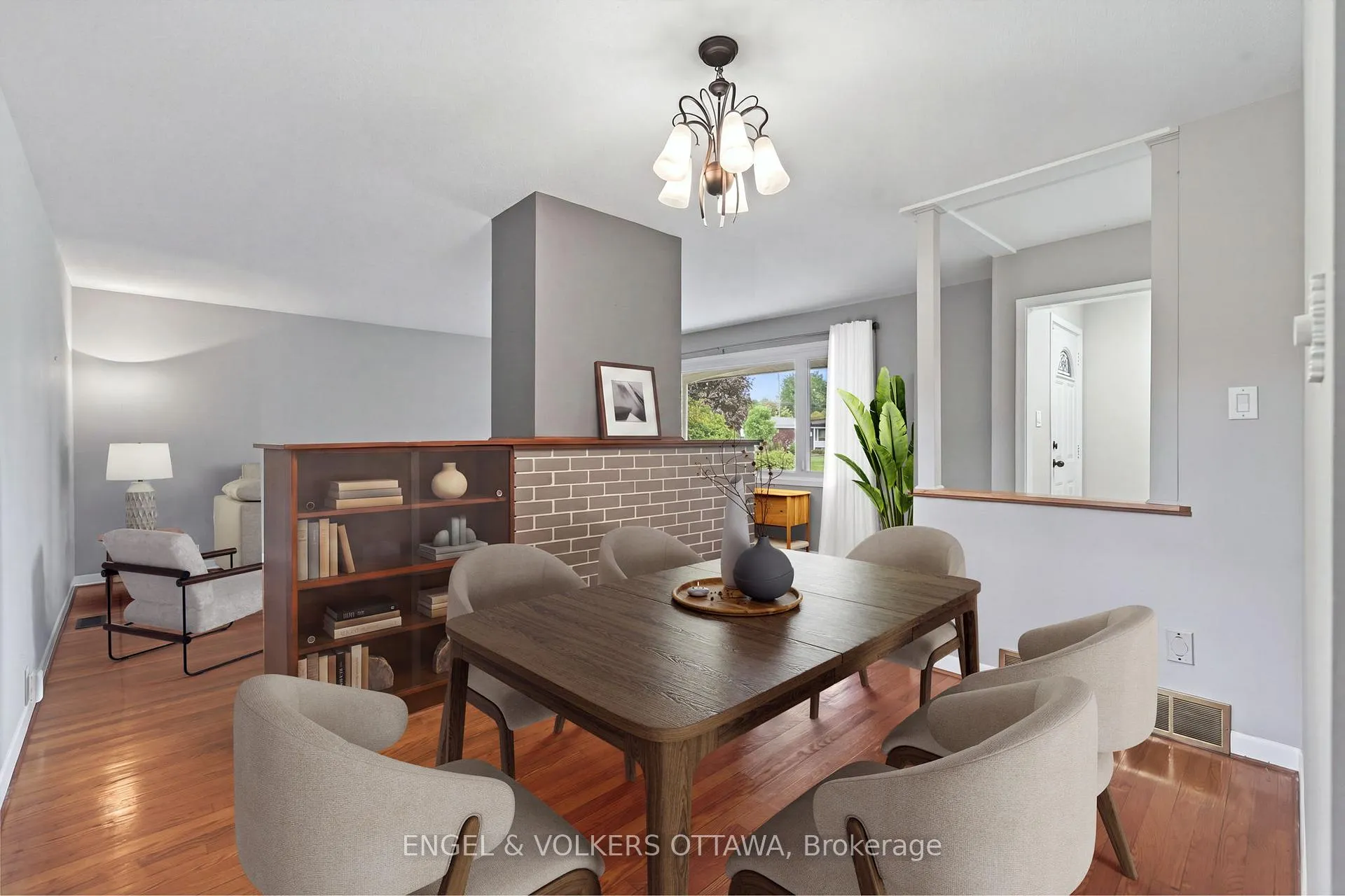 Photo 8 of 62 Wigan Drive, Ottawa, Borden Farm/Stewart Farm/Carleton Heights/Parkwood Hills — HOMEH