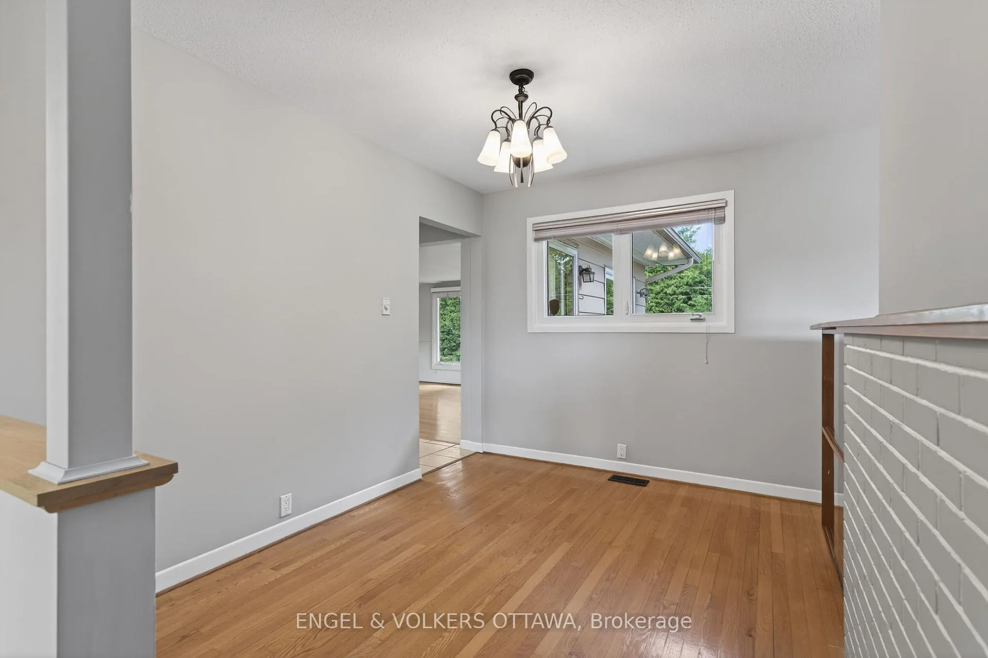 Photo 9 of 62 Wigan Drive, Ottawa, Borden Farm/Stewart Farm/Carleton Heights/Parkwood Hills — HOMEH