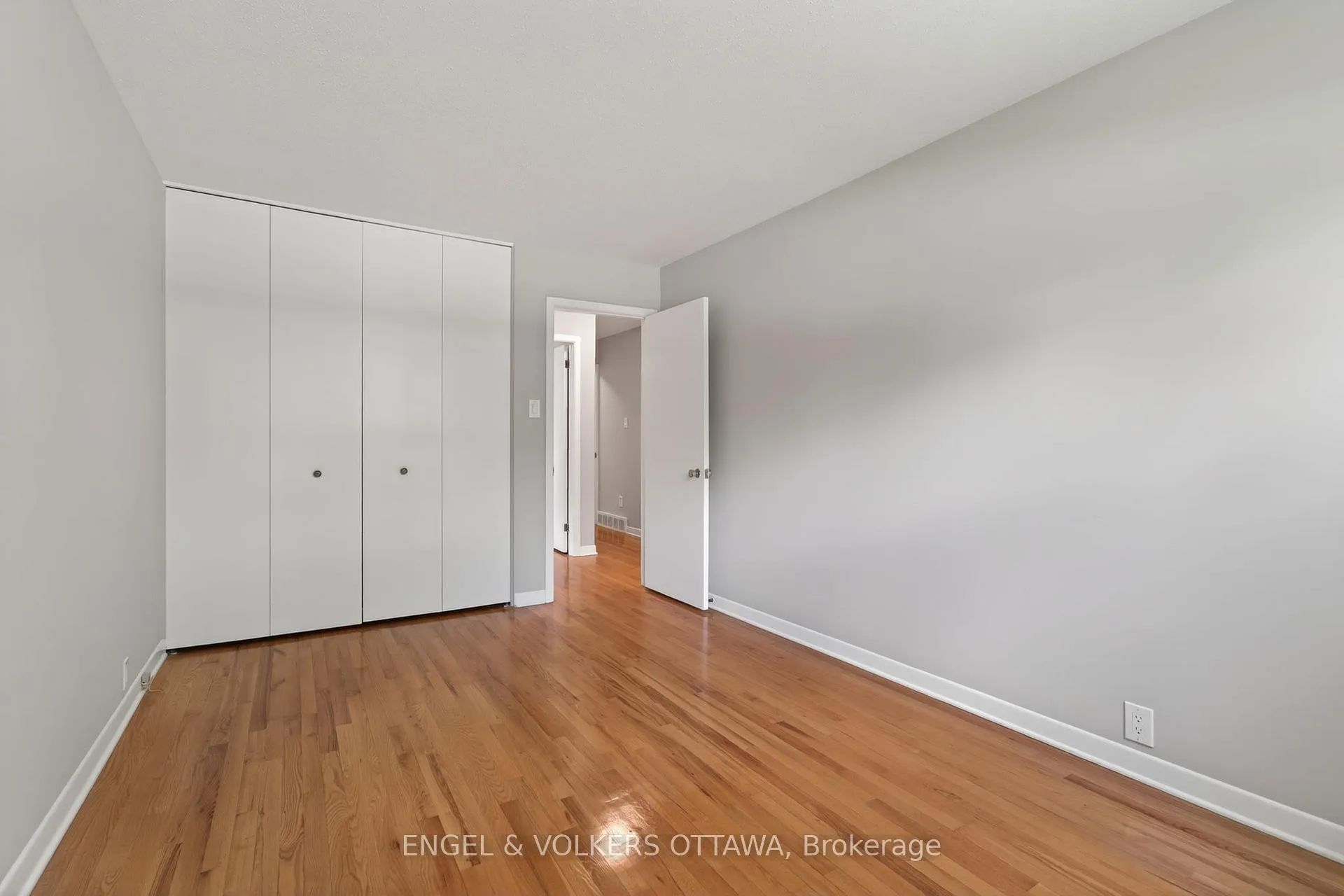 Photo 17 of 62 Wigan Drive, Ottawa, Borden Farm/Stewart Farm/Carleton Heights/Parkwood Hills — HOMEH