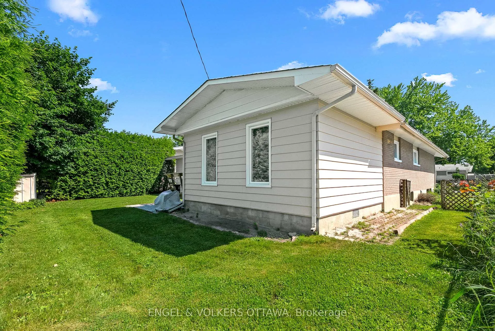 Photo 29 of 62 Wigan Drive, Ottawa, Borden Farm/Stewart Farm/Carleton Heights/Parkwood Hills — HOMEH
