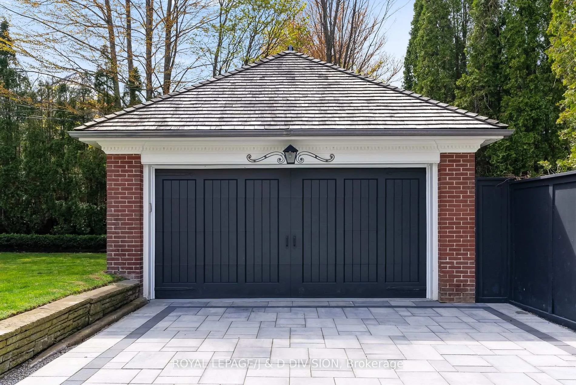 Photo 37 of 148 Forest Hill Road, Toronto, Forest Hill South — HOMEH